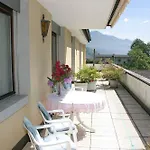 Siesta, Park & Pool Living 3* لوزون