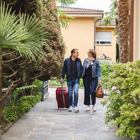 Siesta, Park & Pool Living Apartmanhotel Losone