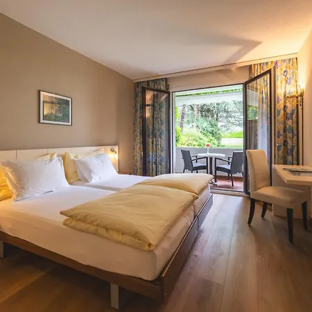 Siesta, Park & Pool Living Apartmanhotel Losone