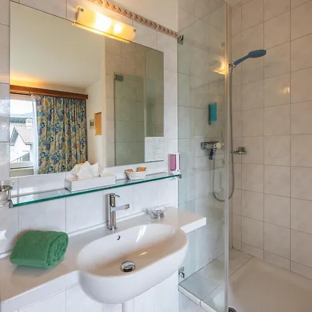 Siesta, Park & Pool Living Losone