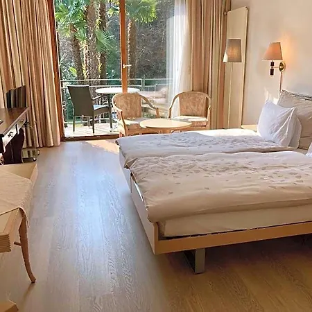 Siesta, Park & Pool Living 3* Losone