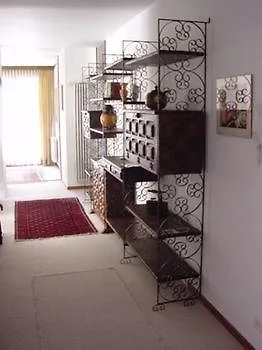 Garni Siesta Park 3* 로손