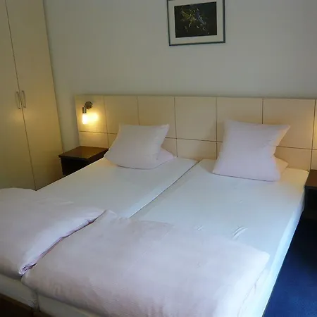 Garni Siesta Park Aparthotel 3*