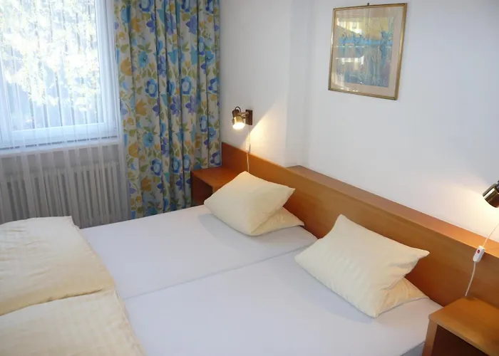 Ξενοδοχείο με διαμερίσματα Siesta, Park & Pool Living Losone