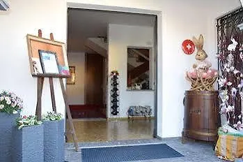 Siesta, Park & Pool Living 3* Losone