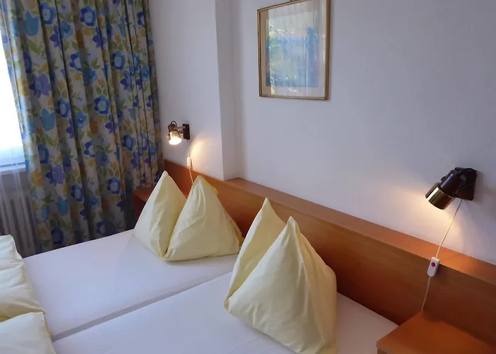 Siesta, Park & Pool Living 3*