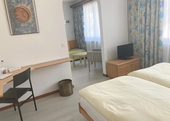 アパートホテル Siesta, Park & Pool Living ロゾネ